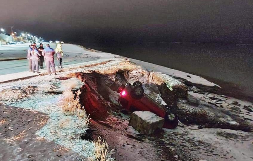La policía en el lugardel accidente.