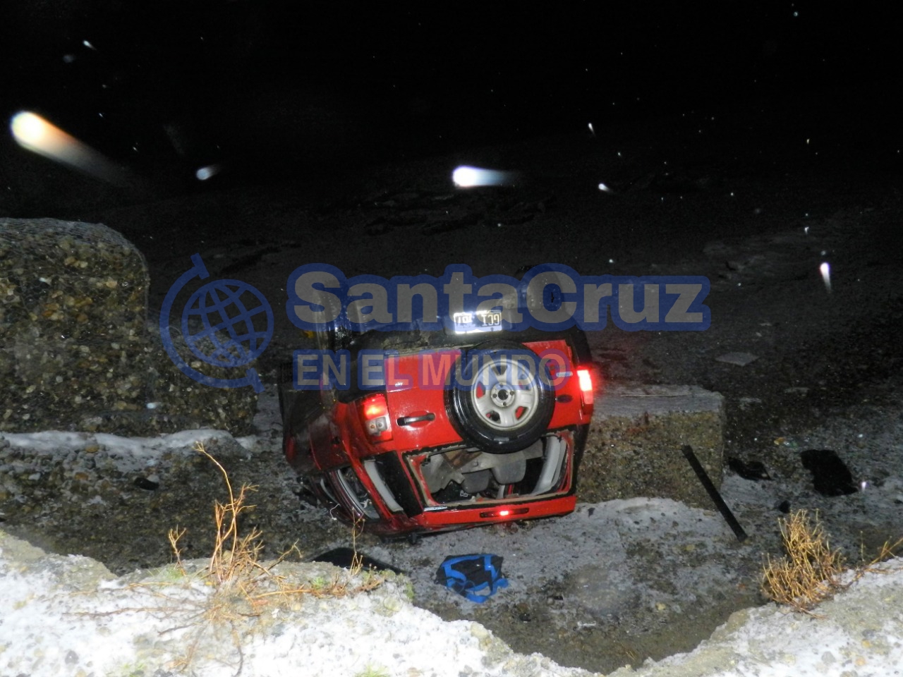 Dos ocupantes viajaban en la Ecosport.