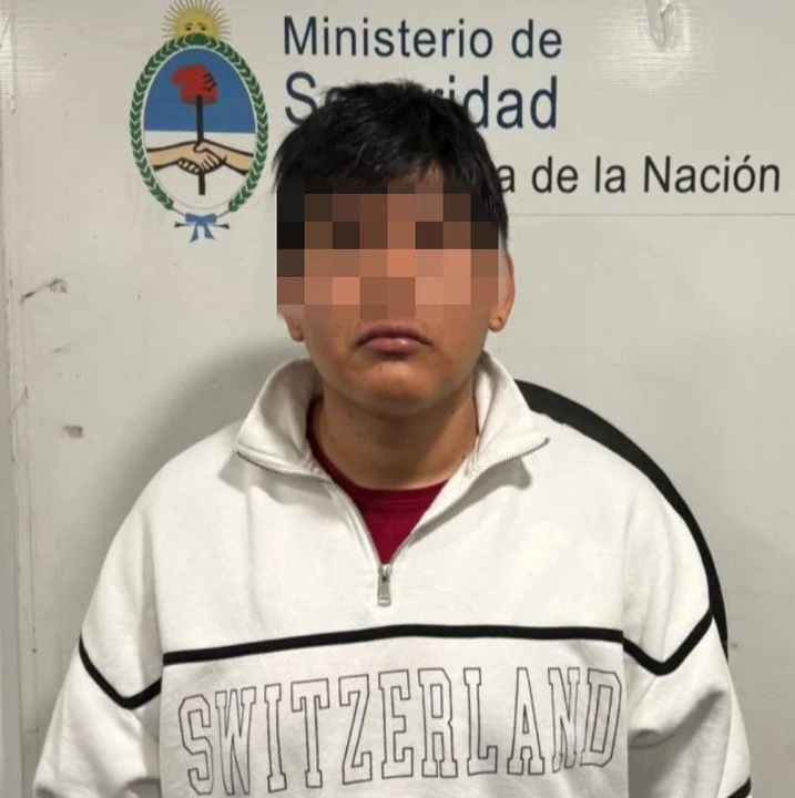 Uno de los detenidos