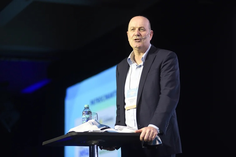 Federico Sturzenegger, ministro de Modernización