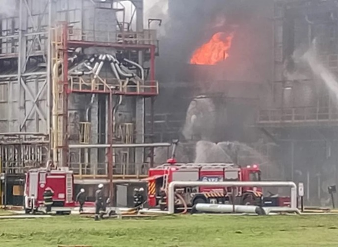 Incendio en la Refinería YPF de La Plata.