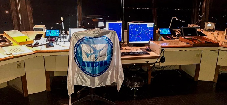 Controladores aéreos mantienen cronograma de medidas de fuerza