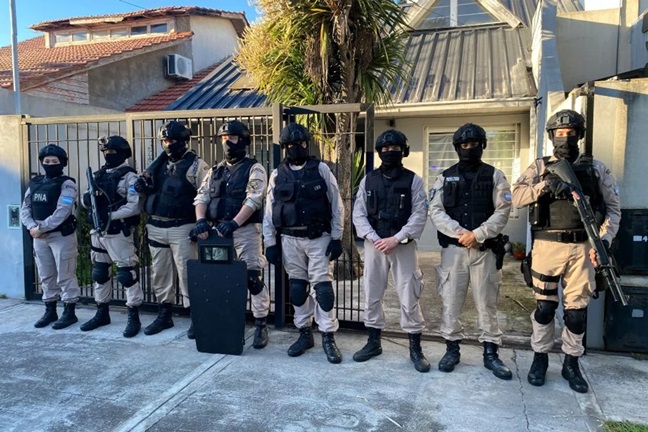 Cuatro detenidos por una red