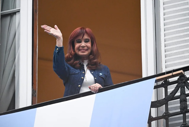 Cristina Kirchner, en San José 1111.