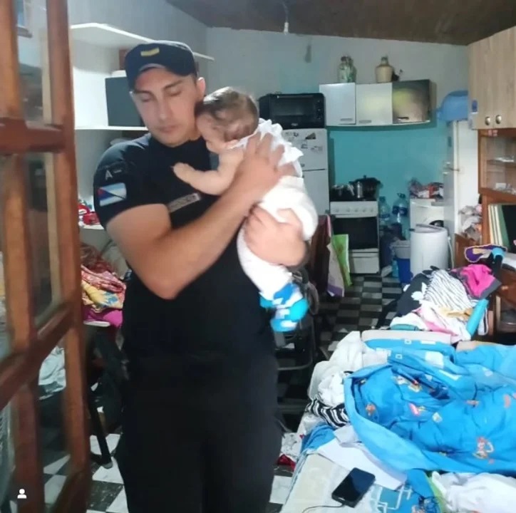 La Polícia de Misiones rescató un bebe de siete meses.