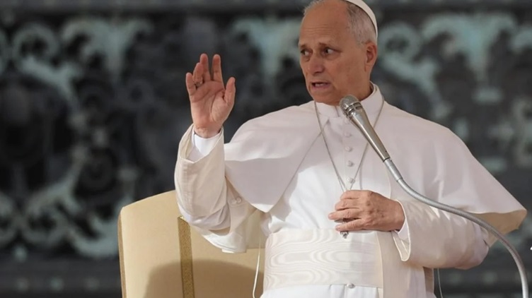 León XIV lanzó una dura advertencia sobre el avance de la inteligencia