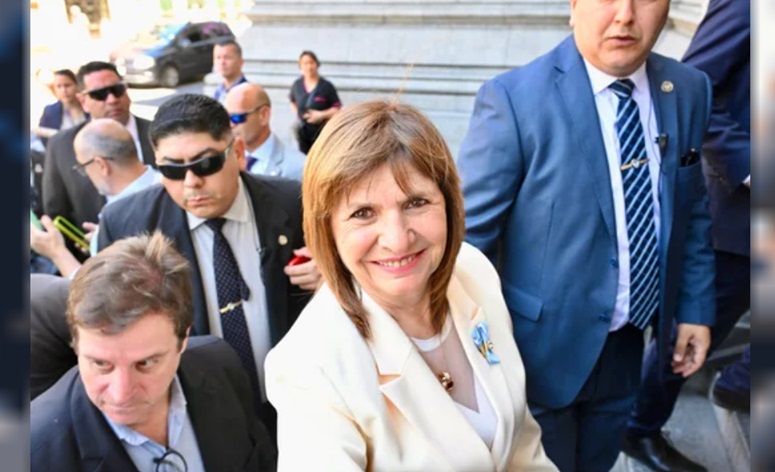 Jefa del bloque de senadores de LLA, Bullrich.