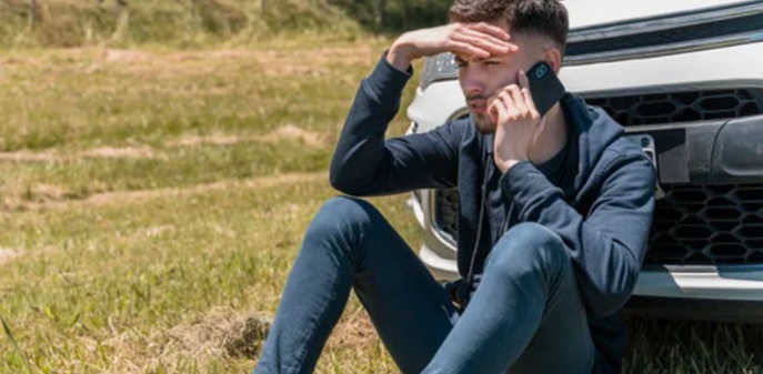 Auto averiado (Freepik)