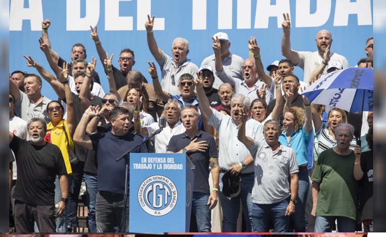 Los triunviros, listos para parar.