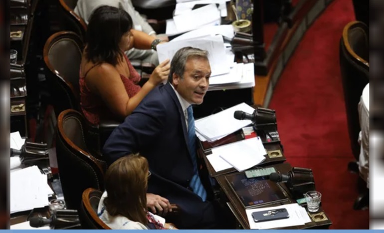 SENADOR MARTÍN SORIA