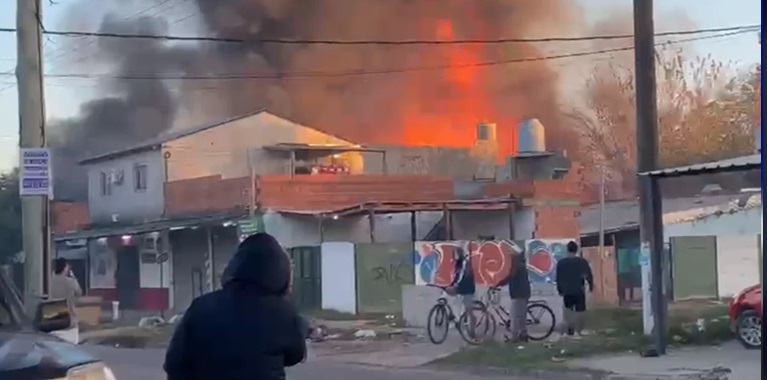 INCENDIO DEL DEPÓSITO