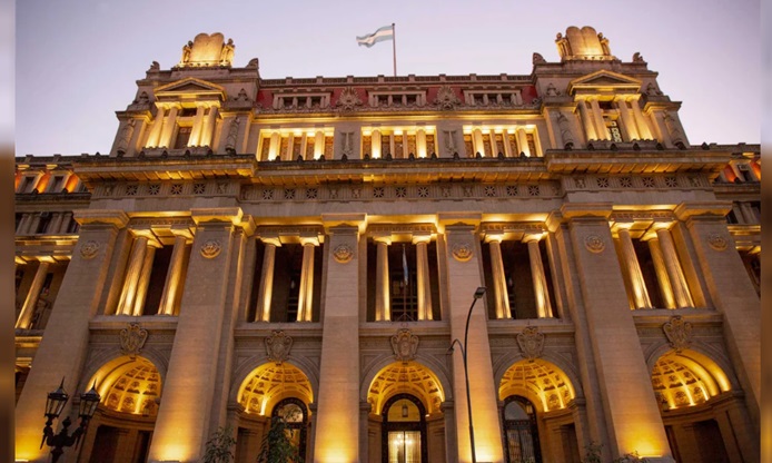 La Corte Suprema de Justicia de la Nación.
