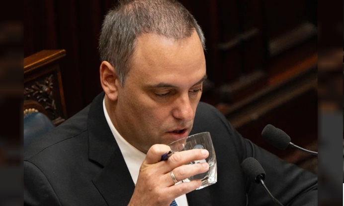 MANUEL ADORNI