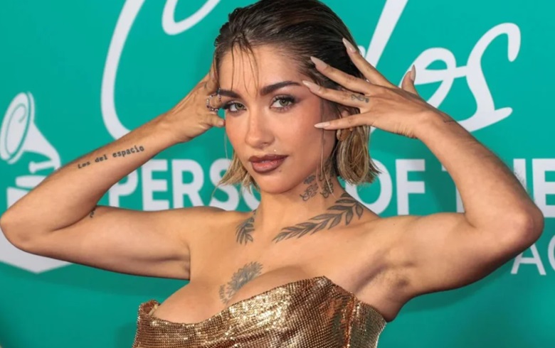 MARÍA BECERRA