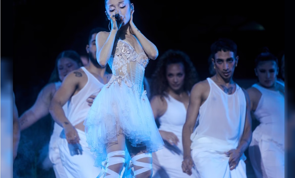 ARIANA GRANDE