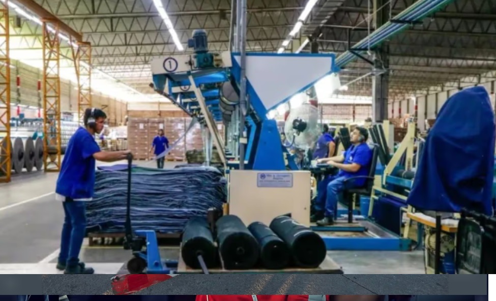INDUSTRIA