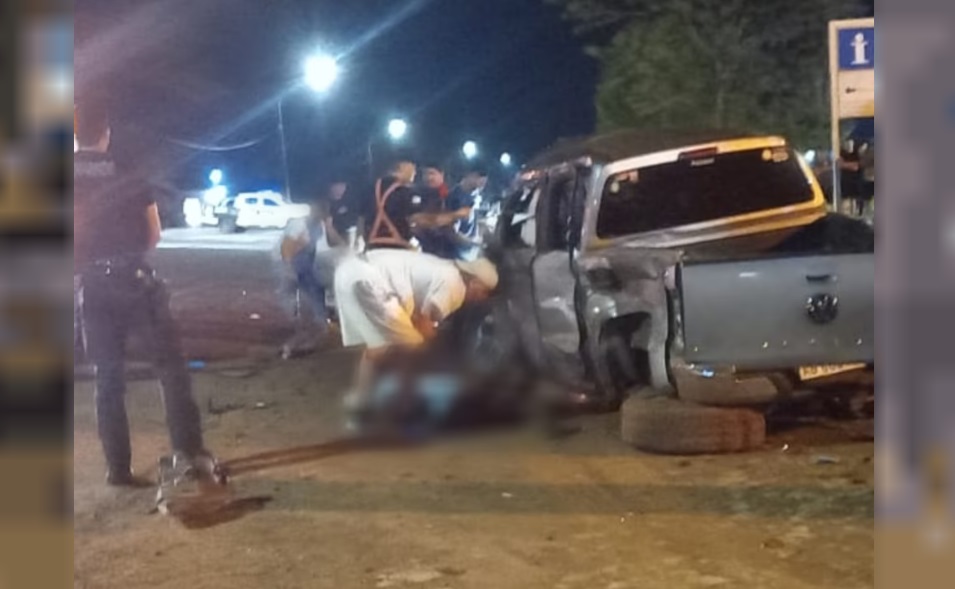 Así quedó la camioneta conducida por el menor.