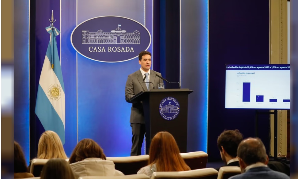 Adrián Ravier, vocero presidencial.