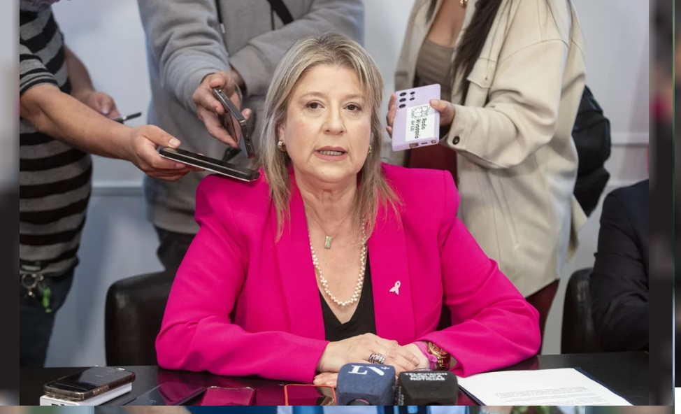MINISTRA MONTEOLIVA