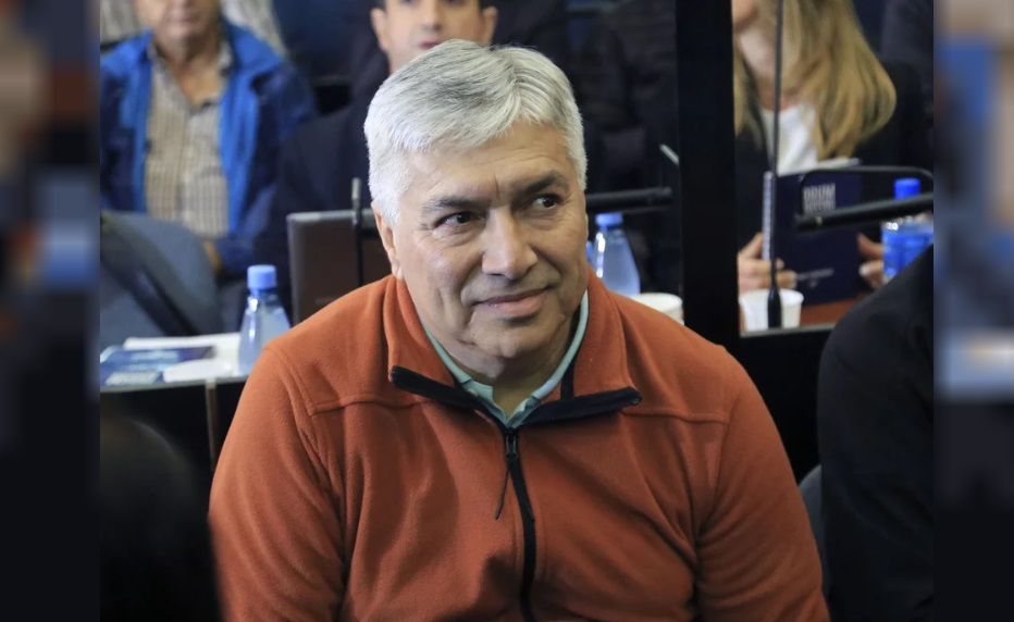 Lázaro Báez.