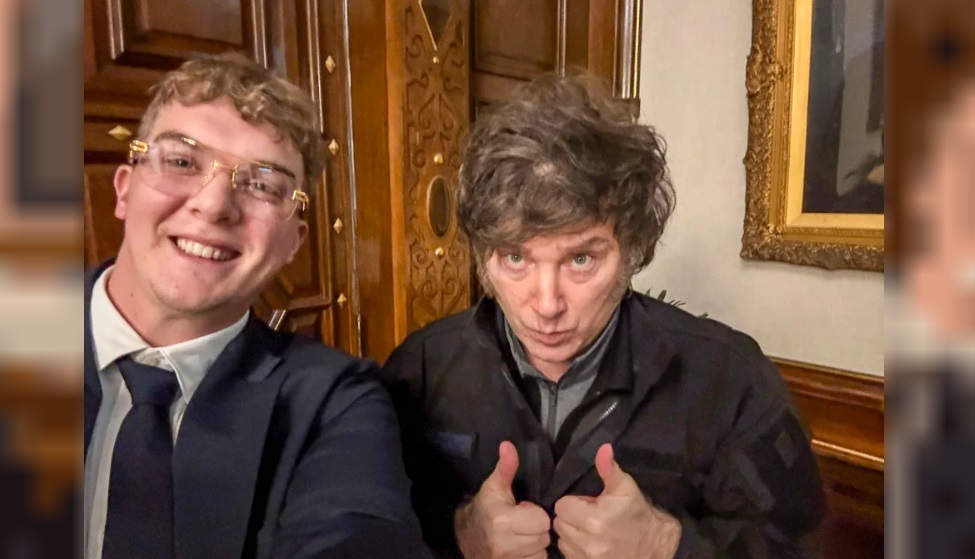 El presidente Javier Milei junto al empresario Hayden Davis.